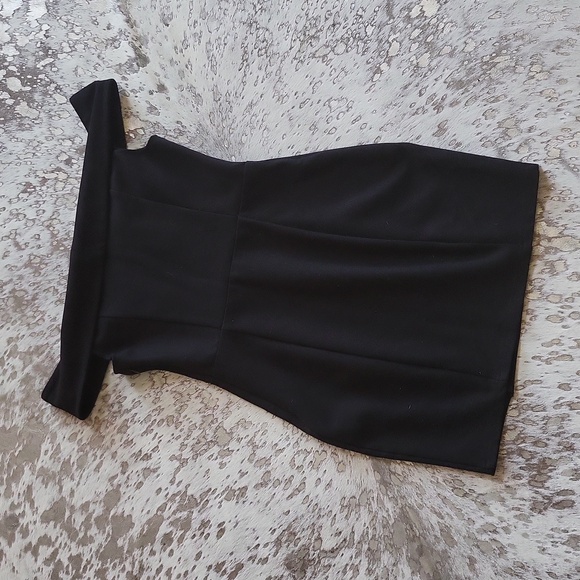 SuperDown Revolve Naya Off The Shoulder Mini Dress SzL - Picture 7 of 8